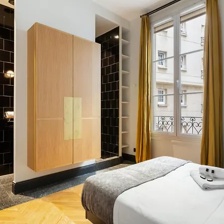 Central And Comfortable 1br By Guestready * Parigi