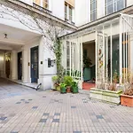 Central And Comfortable 1Br Apartment By Guestready